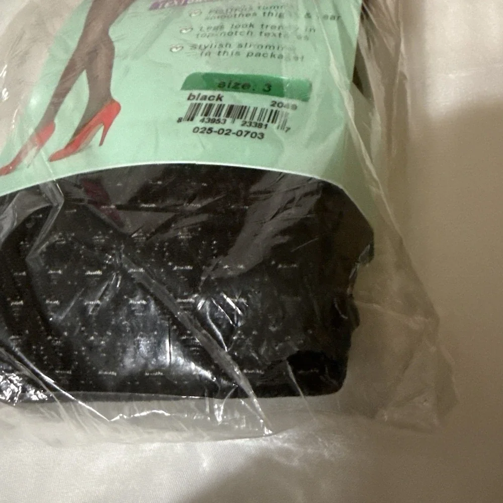 Lot of 5 Assets Sara Blakely Shaping Tights Size 3 Black Wishbone Diamond NIP